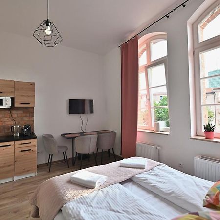 Live & Travel Apartments Waterlane Vintage グダニスク エクステリア 写真