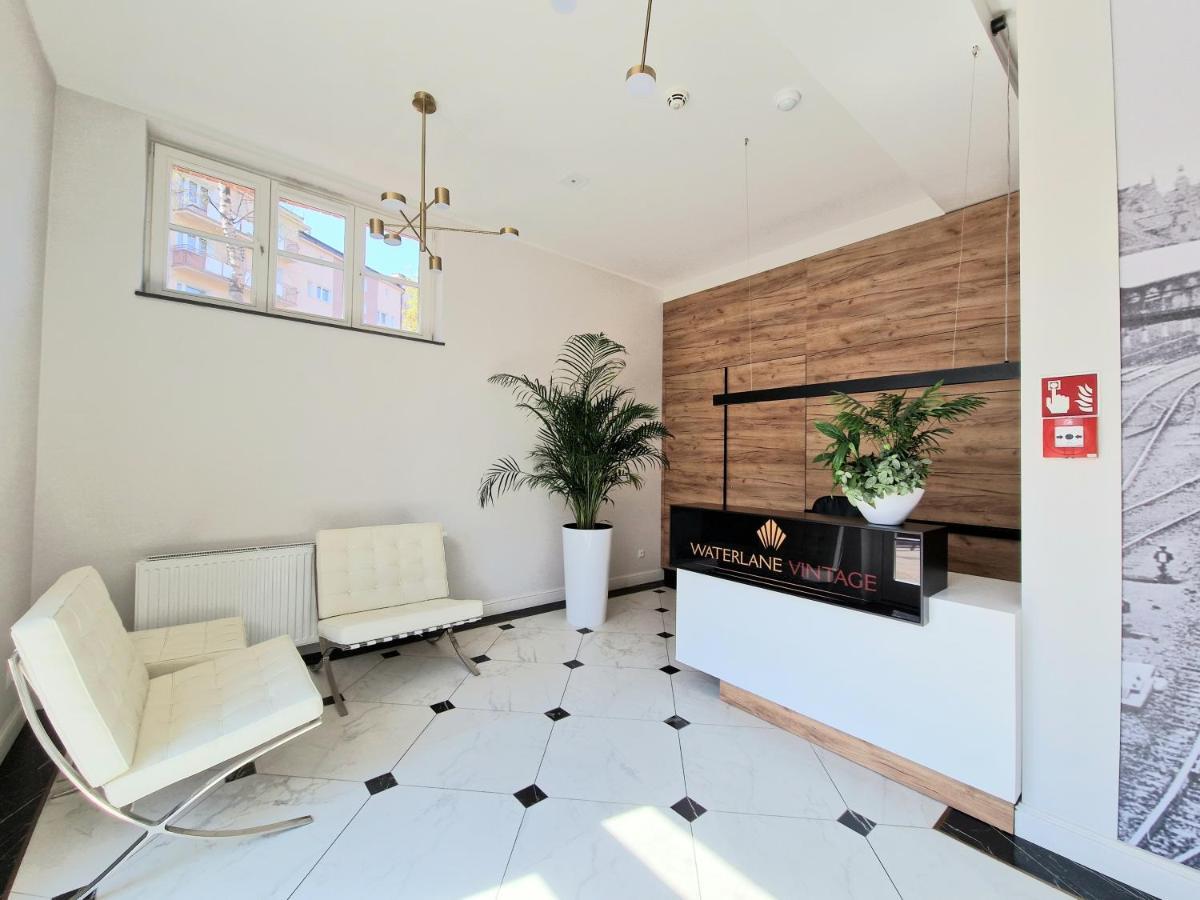Live & Travel Apartments Waterlane Vintage グダニスク エクステリア 写真