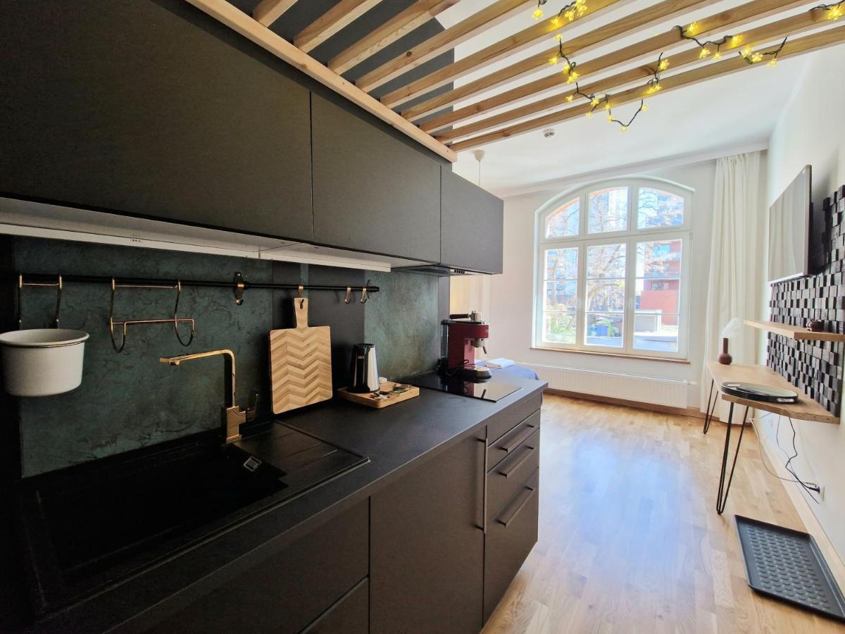 Live & Travel Apartments Waterlane Vintage グダニスク エクステリア 写真