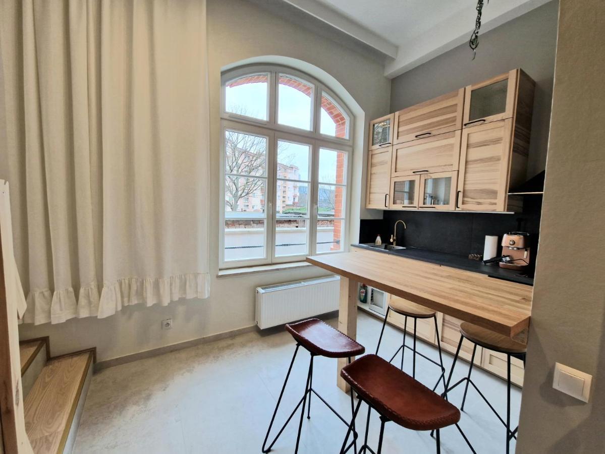 Live & Travel Apartments Waterlane Vintage グダニスク エクステリア 写真