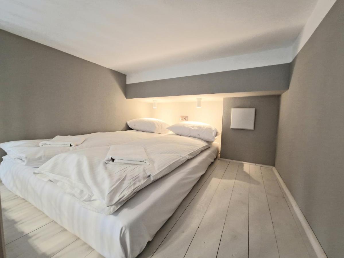 Live & Travel Apartments Waterlane Vintage グダニスク エクステリア 写真